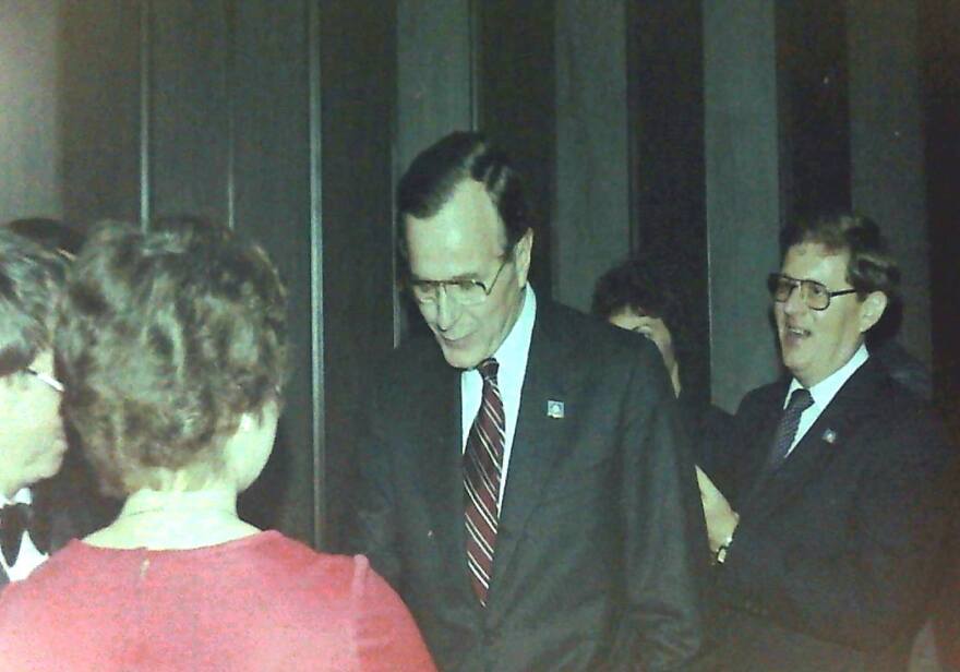 Image - Bush41-SDNA-01.jpg
