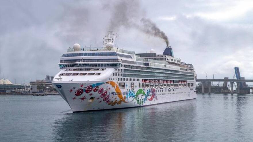 The Norwegian Cruise Line Pearl returns early to PortMiami on Wednesday, Jan. 5, 2022, because crew members were infected by COVID-19.