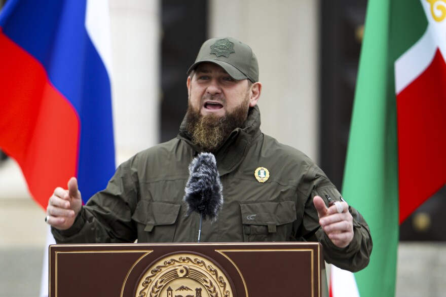 Behind the new military training center for youth in Murmansk stand the  Kremlin and Chechen strongmen