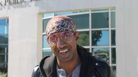 "Talk nerdy to me".  Nerd Nite Orlando founder Ricardo Williams. Photo: Matthew Peddie, WMFE