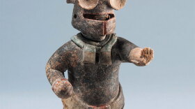 A figurine was found in 2006 in the burial place of a previously unknown Maya ruler.