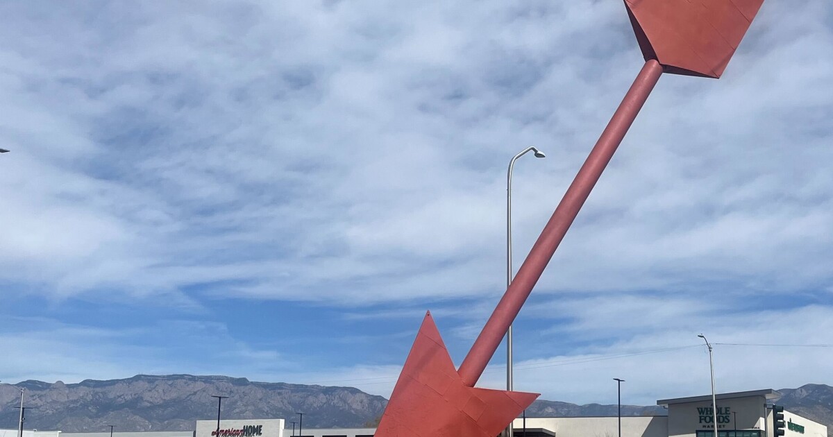Neighborhood coalition opposes planned gas station near iconic Albuquerque landmark