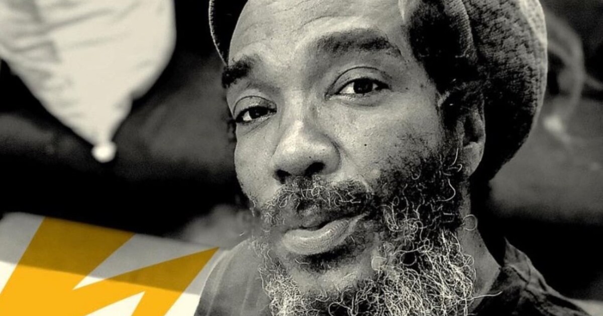 Veteran punk rock bassist Darryl Jenifer shows his jazz side
