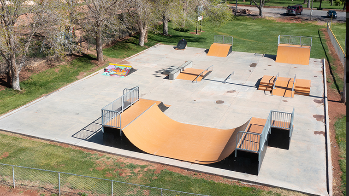 Bloomington council votes on O'Neil Park Project contracts; hears $10M streets plan - Vimarsana News