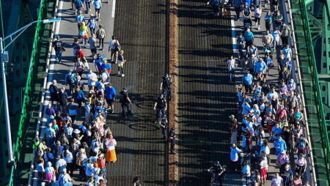 walkers on the Mackinac Bridge