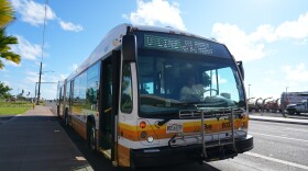 Bus, Honolulu Rail Skyline