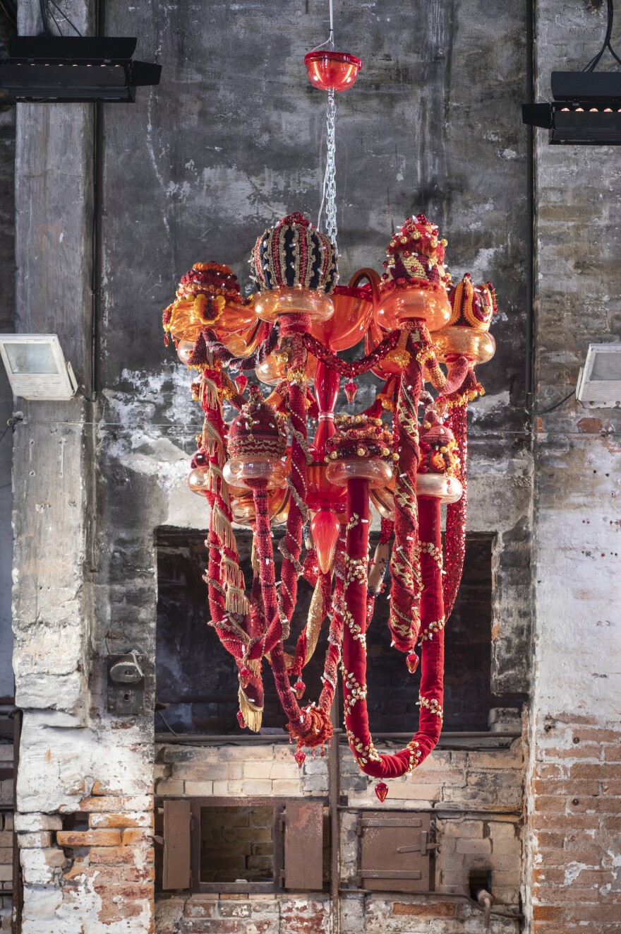 Joana Vasconcelos, <em>Rubra</em>, 2016, Murano glass, hand-crocheted wool, ornaments, LED lighting, polyester, and iron.