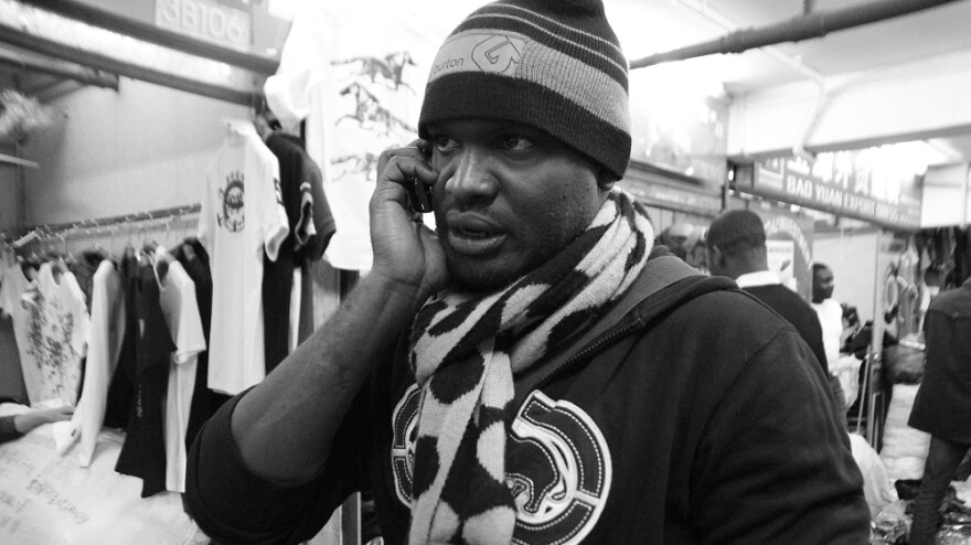 Kelvin Njubigbo, one of the many African traders in the southern Chinese city of Guangzhou, made two profitable trips to the city from his native Nigeria. On his third trip, he was robbed of $19,000.