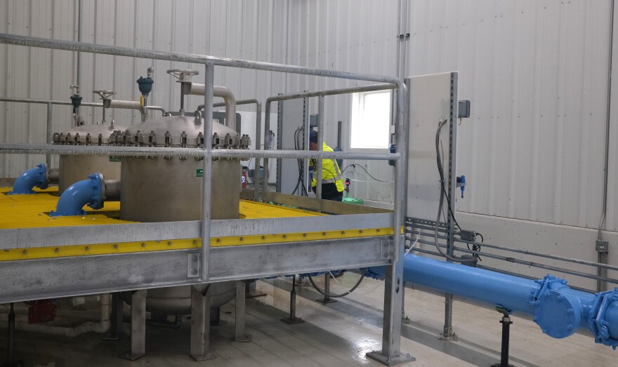 Carbondale’s Roaring Fork Water Treatment Plant includes new cartridge filter technology, expanding its water treatment capacity. The project was part of the town’s effort to reduce its reliance on the Crystal River by investing more heavily in its water supply from the Roaring Fork River.