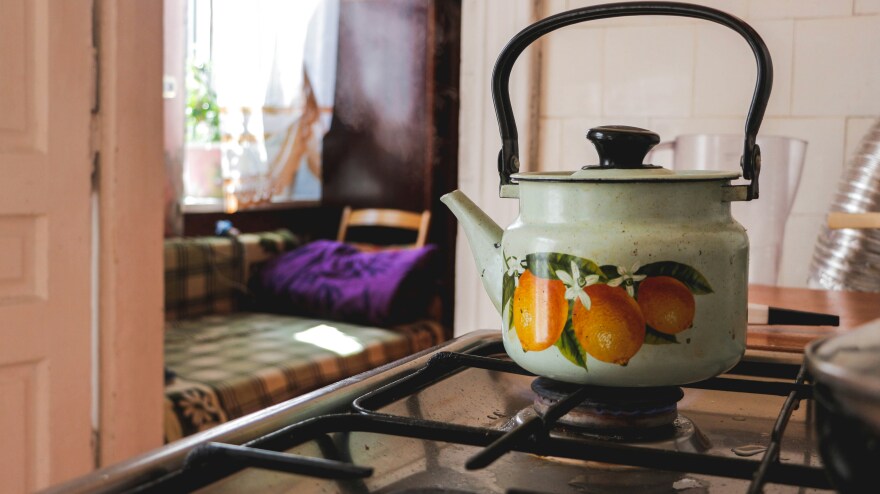 A kettle on a stovetop