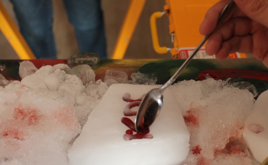 In the <a href="http://c.knowledgecommonsdc.org/">Knowledge Commons DC</a> class, participants made candies by playing with flavored syrups on dry ice.