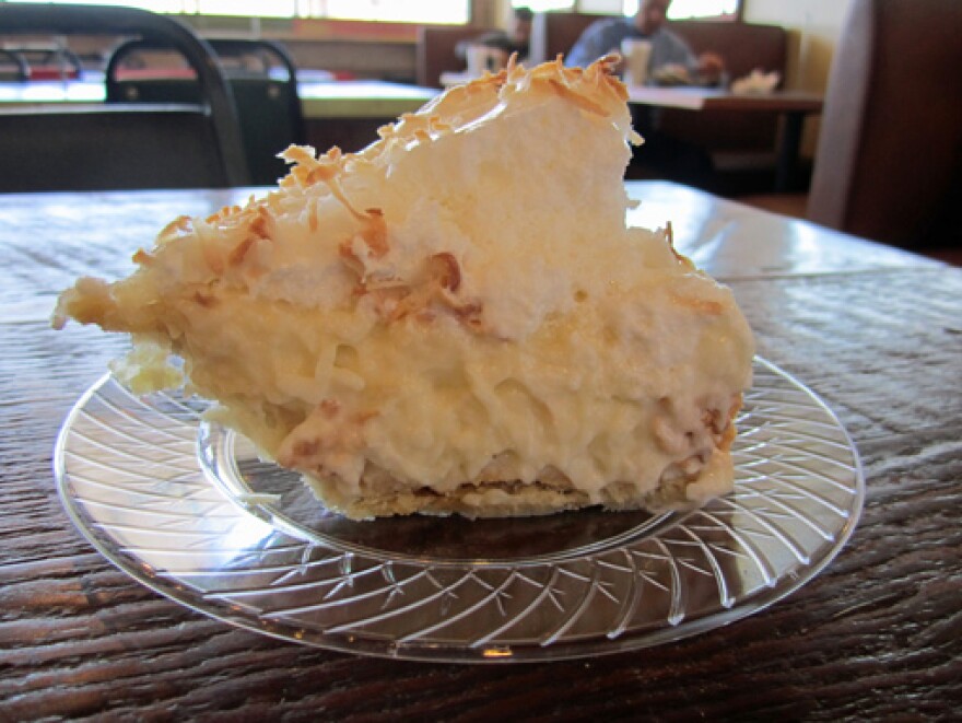 coconut cream pie 2.jpg