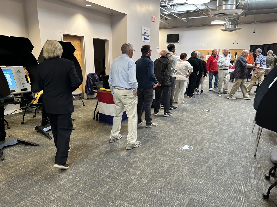 Voters cast early ballots in Columbus.