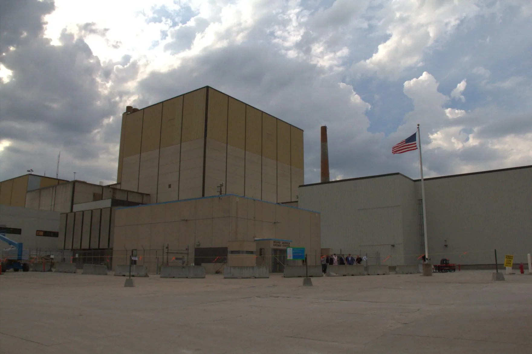 U.S. Department of Energy loans $1.9 billion to help restart Duane Arnold nuclear plant