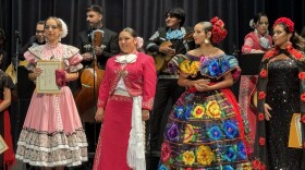 Contestants at Voz de la Paloma performing with the Palo Alto Mariachi Band 