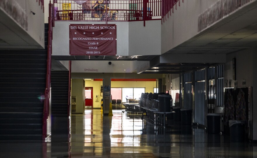 del_valle_hs.jpg