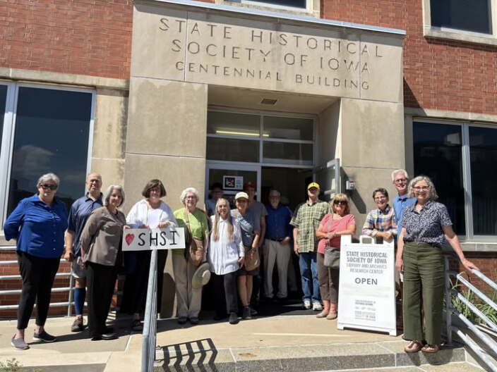 Judge Rules Iowa City Research Facility Must Remain Open, Overturning State Closure Decision