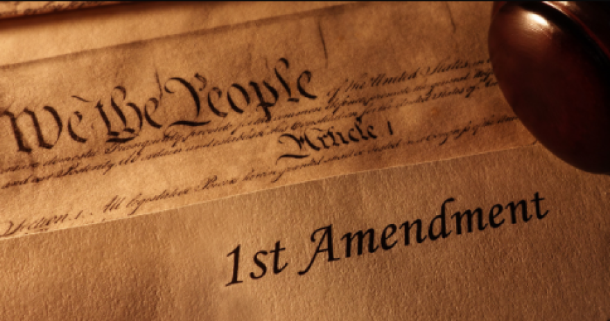 picture of the Constitution and the First Amendment