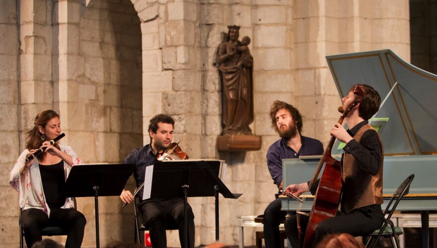 Nevermind in concert at Abbaye aux Dame, la cité musicale