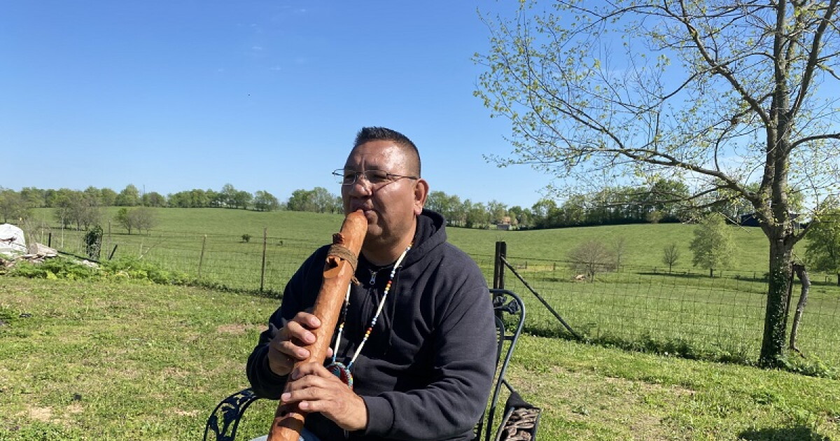 A Native American flute maker from Kentucky is on a mission | WEKU