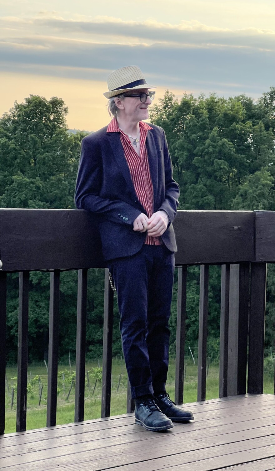 Tommy Stinson hangs out on the deck before his June 15 show at Six Mile Creek Vineyard.