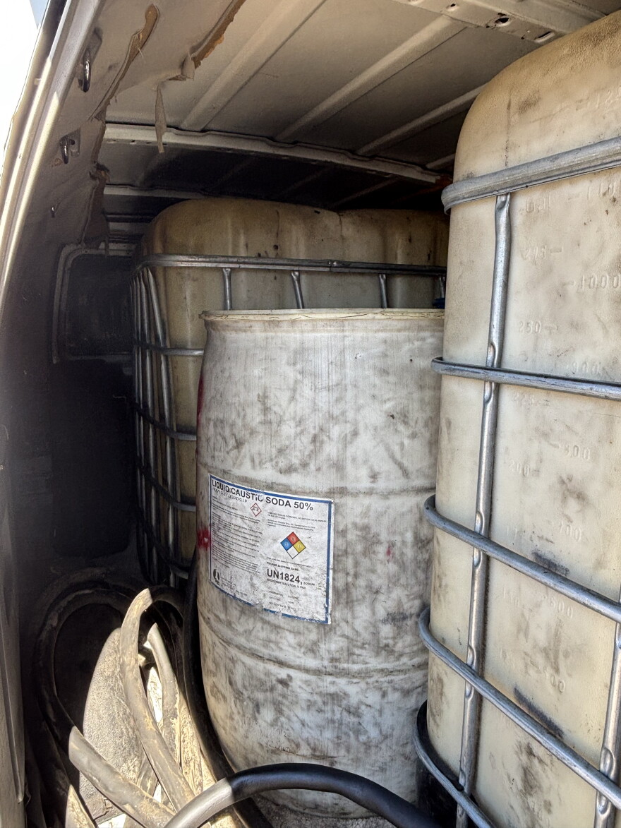 Ventura County Sheriff's detectives say a crew used a spotter vehicle and a van equipped with large tanks and pumps to steal diesel fuel in Ventura