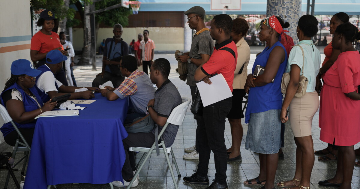 A rare Haiti poll finds few want gang amnesty — but most want better schools to prevent future gangs