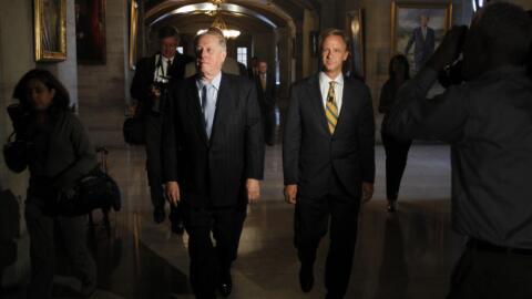 Tennessee Gov. Phil Bredesen, left, and Gov.-elect Bill Haslam walk to a news conference in the Capitol on Wednesday, Nov. 3, 2010, in Nashville, Tenn. (Mark Humphrey/AP)