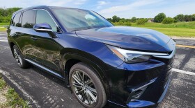 2024 Lexus TX 550h+ Luxury