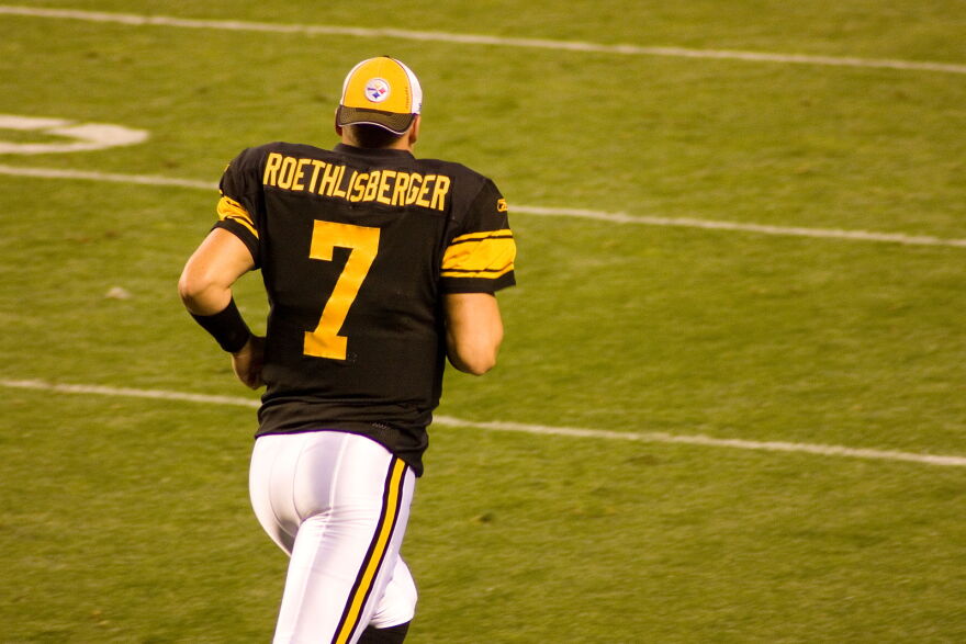  In his 18 NFL seasons, Ben Roethlisberger is 25-3-1 against the Browns. 