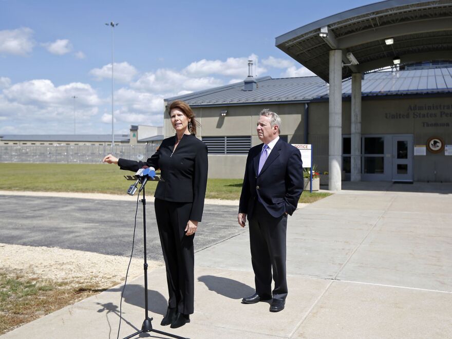 U.S. Rep. Cheri Bustos, D-Ill., and Sen. Dick Durbin, D-Ill., speak in front of U.S. Penitentiary, Thomson on Aug. 18, 2017.
