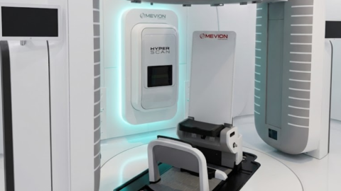 Proton therapy equipment.