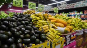 Produce, which is covered by the USDA Supplemental Nutrition Assistance Program (SNAP), is displayed for sale at a grocery store in Baltimore, Thursday, Oct. 30, 2025. (AP Photo/Stephanie Scarbrough)