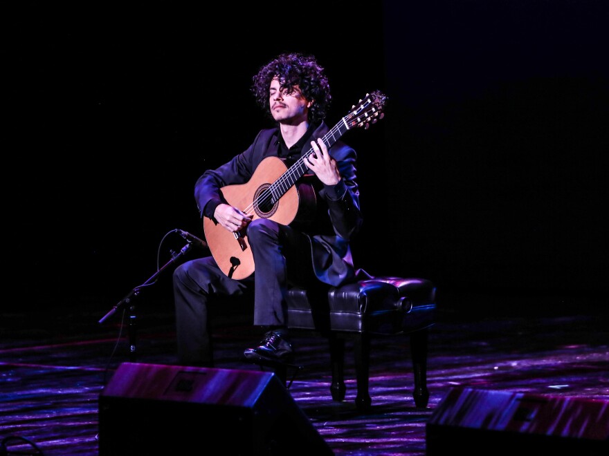 Guitarist Ali Arango
