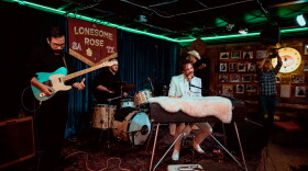 Robert Ellis live at the Lonesome Lounge Sessions