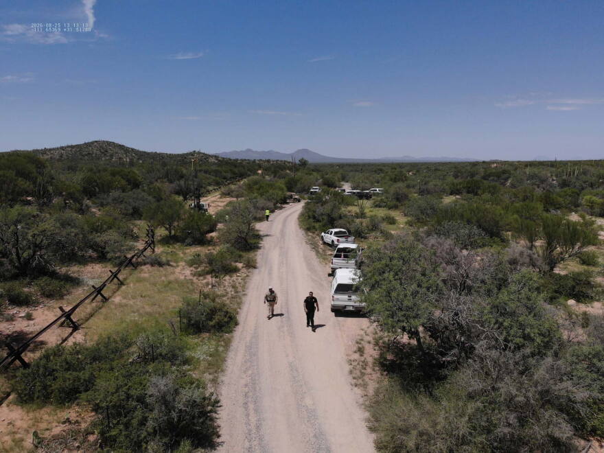 Federal law enforcement and contractors enter the Tohono O’odham Nation.