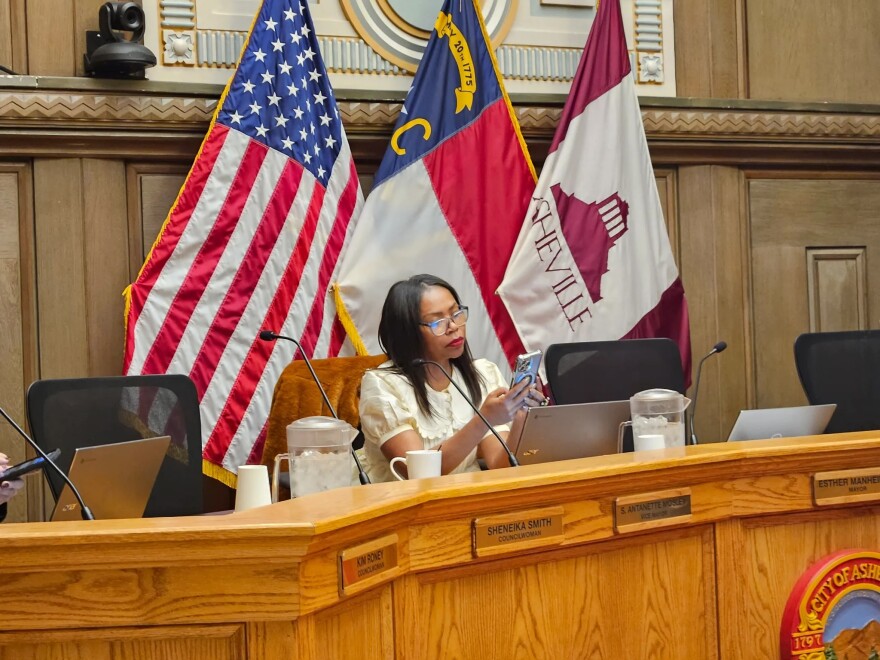 Antanette Mosley at an Asheville City Council meeting