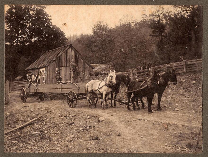 second_creek_wagon.jpg