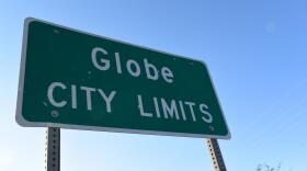 Globe sign