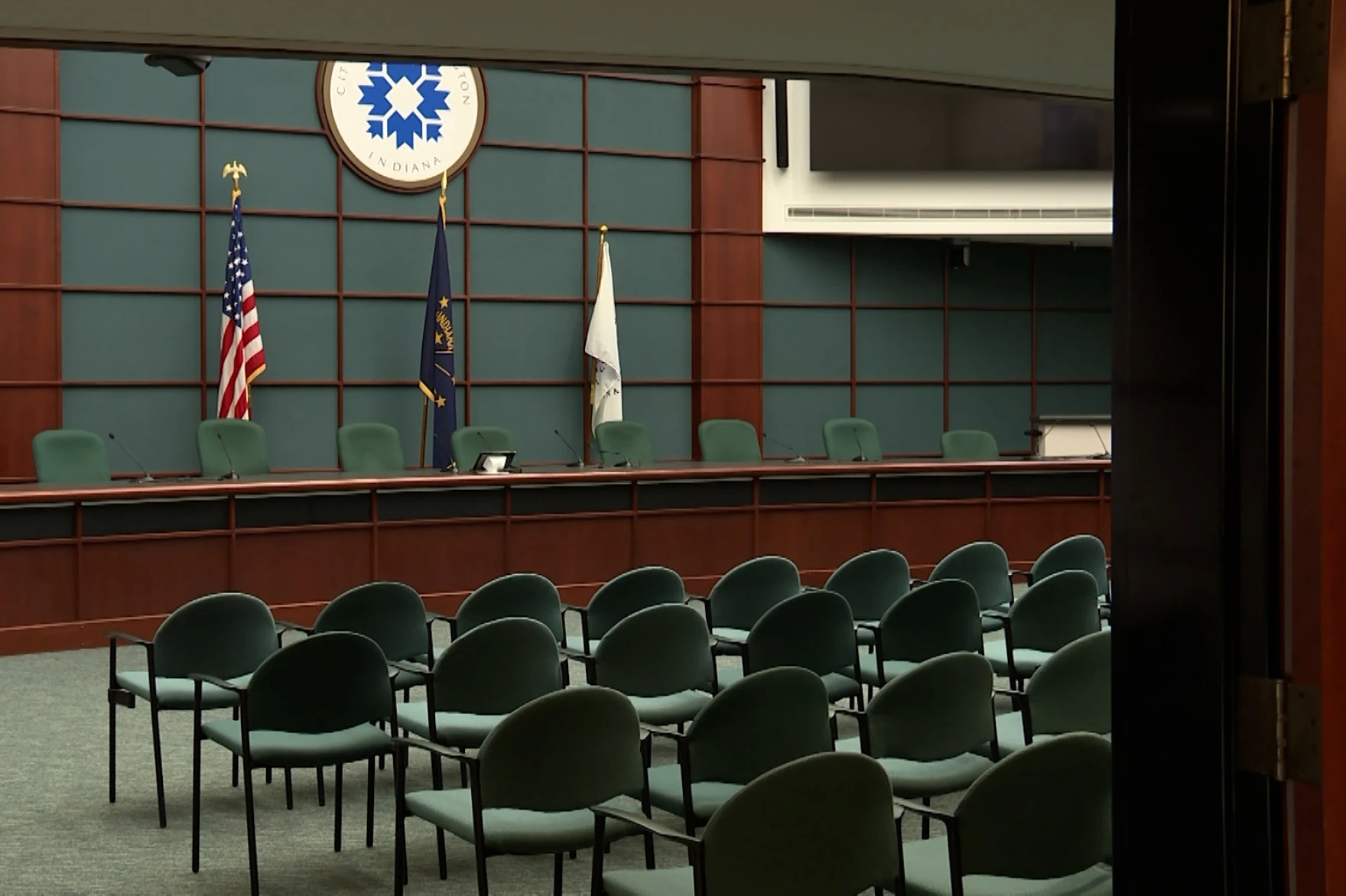 Bloomington City Council passes 2027 budget 6-1