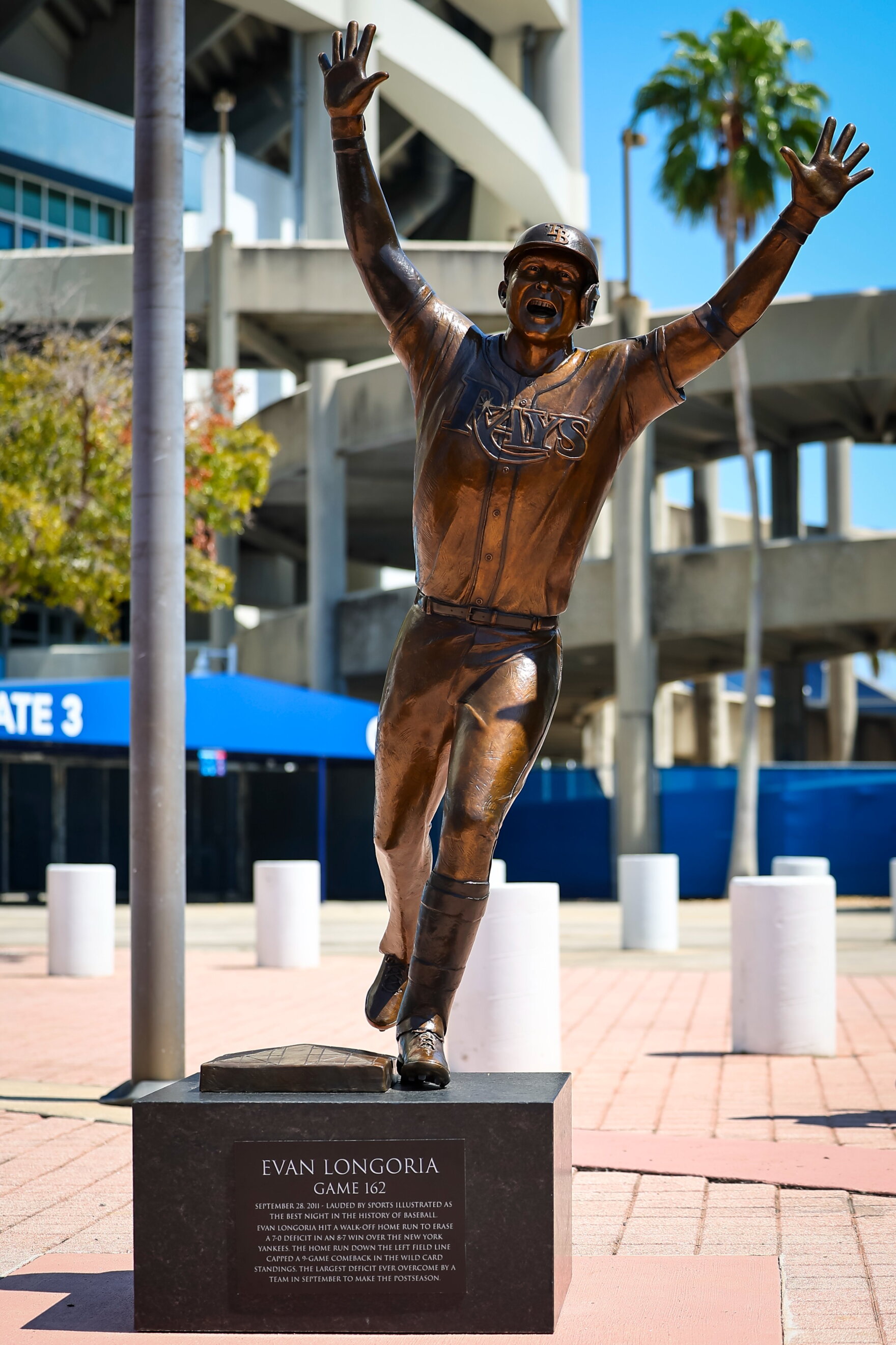 Statue Rays Fans remember Evan Longoria's legacy as he retires as a Ray | WUSF
