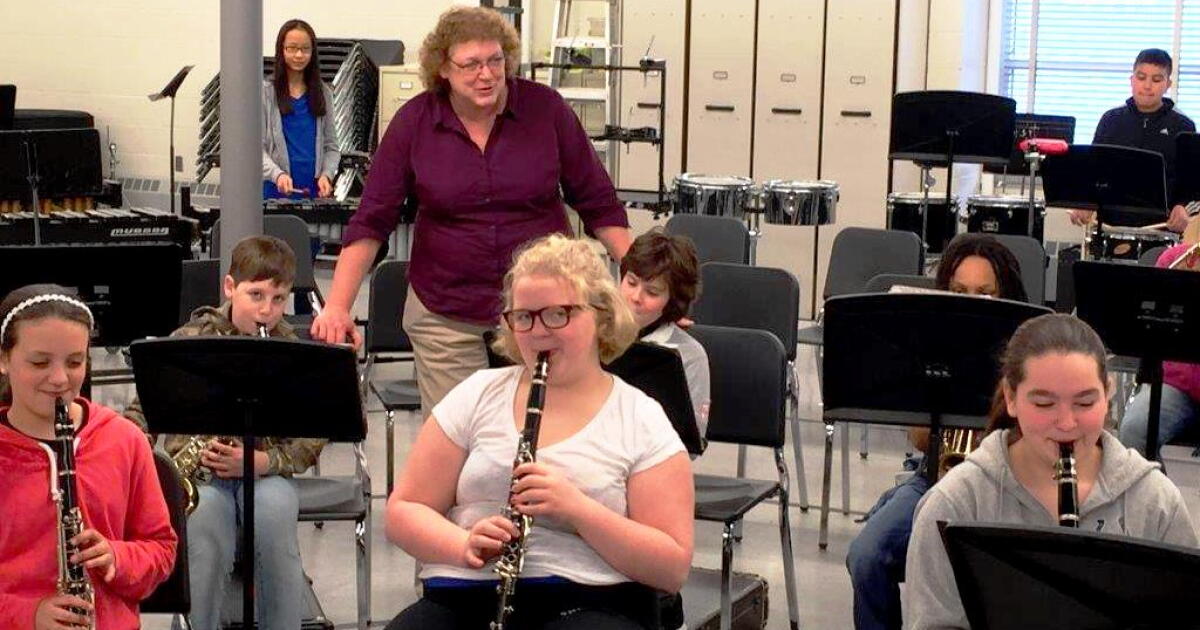 Memorial Park Middle School Keeping Music Alive in the Classroom WBOI