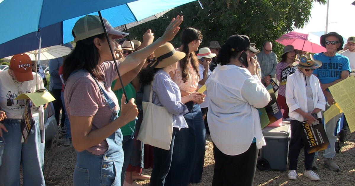 Dueling protests held over upcoming reproductive health clinic