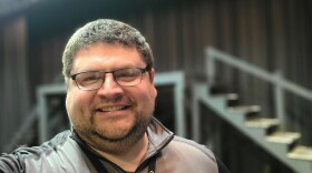 Commentator Scott Rasso.