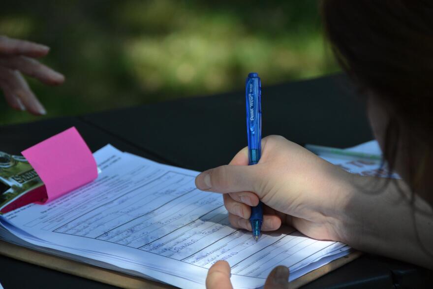 Pention workers for the nuclear power plant bailout are collecting signatures throughout Ohio.