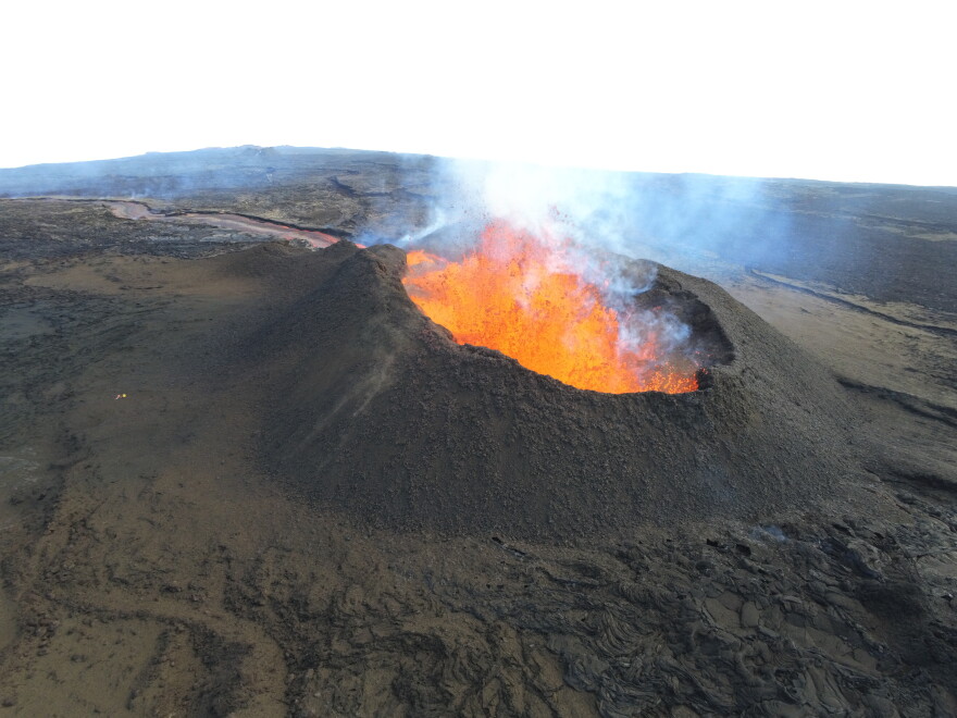 Aerial image of Fissure 3 erupting on the Northeast Rift Zone of Maunaloa, at an elevation of approximately 11,500 feet above sea level.