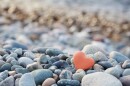 For one couple in Muskegon, rocks became a way to remind each other of their love.