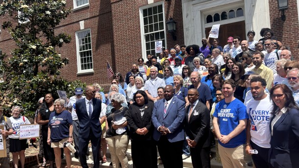 State Rep. Larry Lambert joins legal advocates, Delaware residents, and the Delaware ACLU to rally at the state house for HB 444.