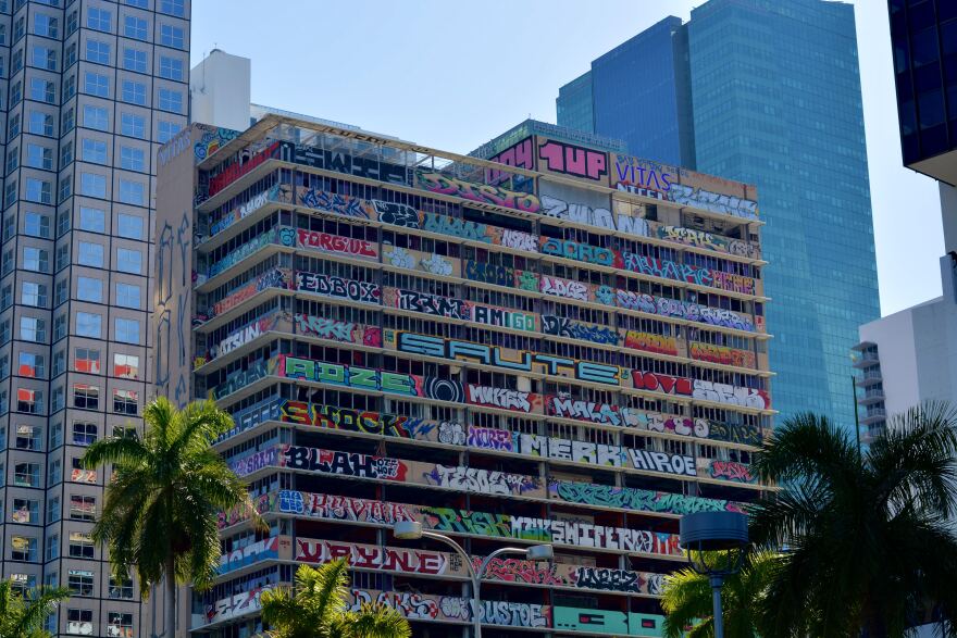Abandoned skyscraper in Miami a canvas for graffiti artists WLRN