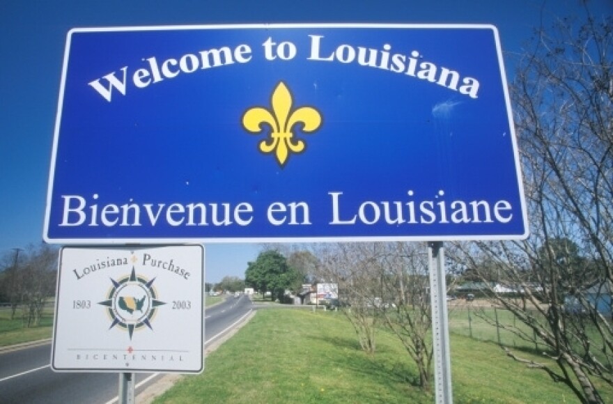 Today, all that marks the state line between Texas and Louisiana are welcome signs. After independence, those signs would most likely be replaced with the customs and immigration checkpoints that come with any border crossings.
